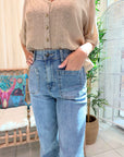Suka Wide Leg Jeans Vintage Light